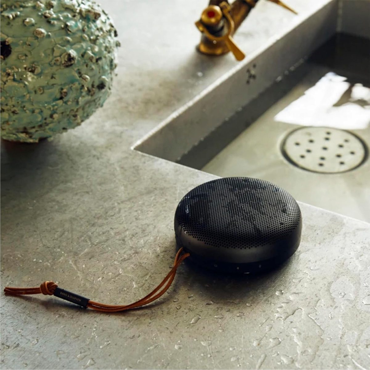 Bang & Olufsen Beosound A1 (2nd Gen) Review Waterproof