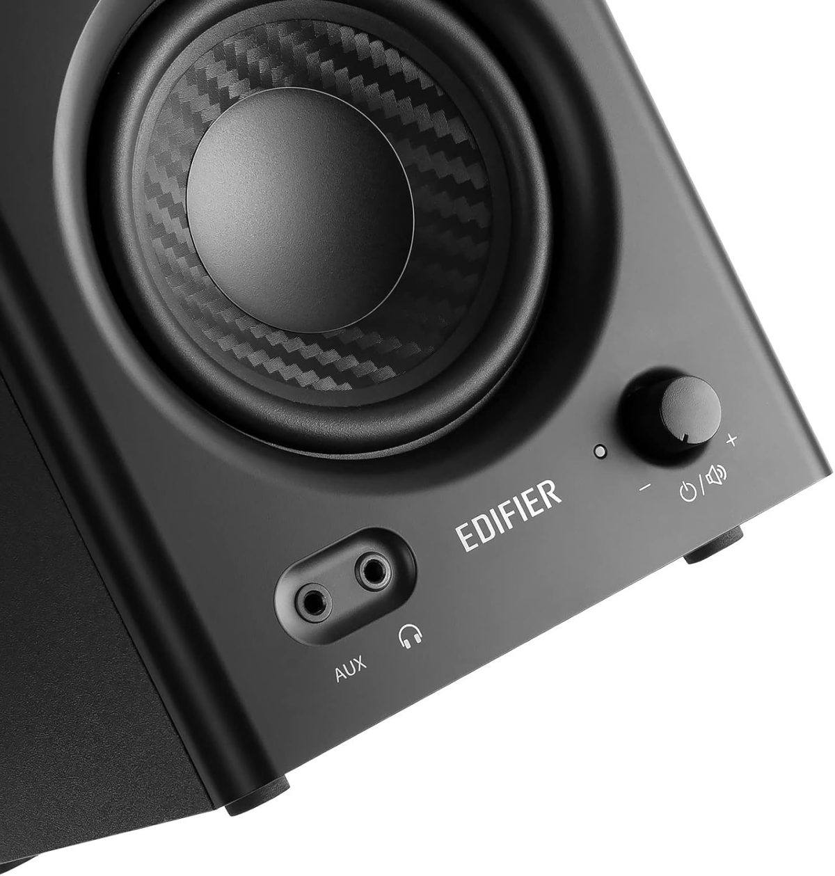 Edifier MR4 Review Controls