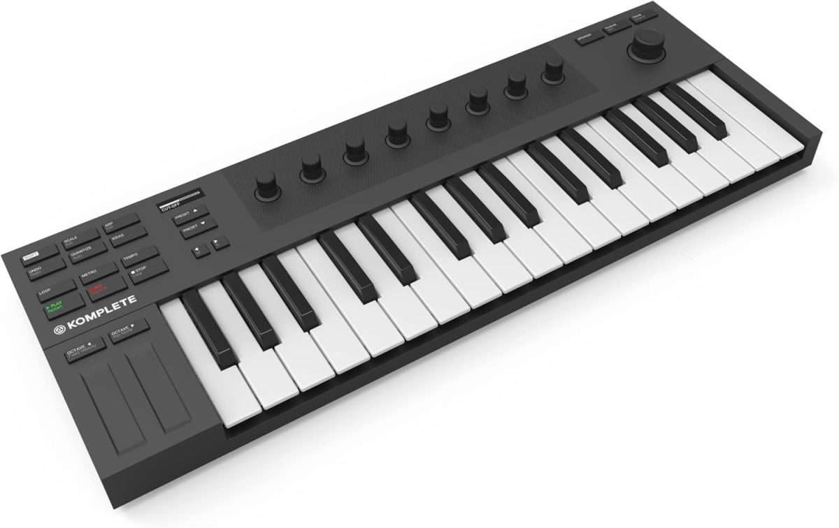 Native Instruments Komplete Kontrol M32 Review Keyboard