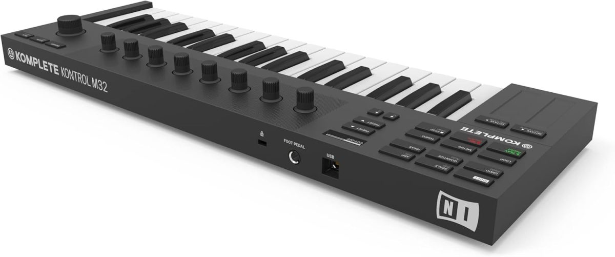 Native Instruments Komplete Kontrol M32 Review Rear